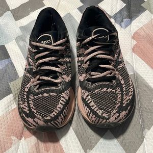 Asics Gel-Kayano 27 Womens Running Shoes Black Sneakers Athletic Comfort- SZ 8.5